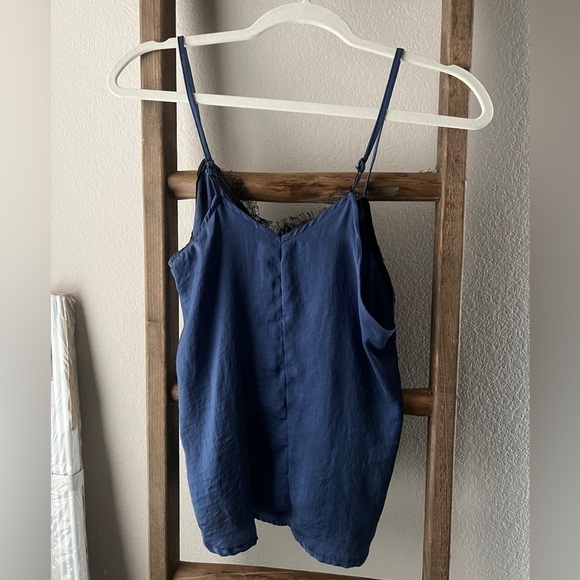 Blue tank with black lace - size small - Picture 2 of 4